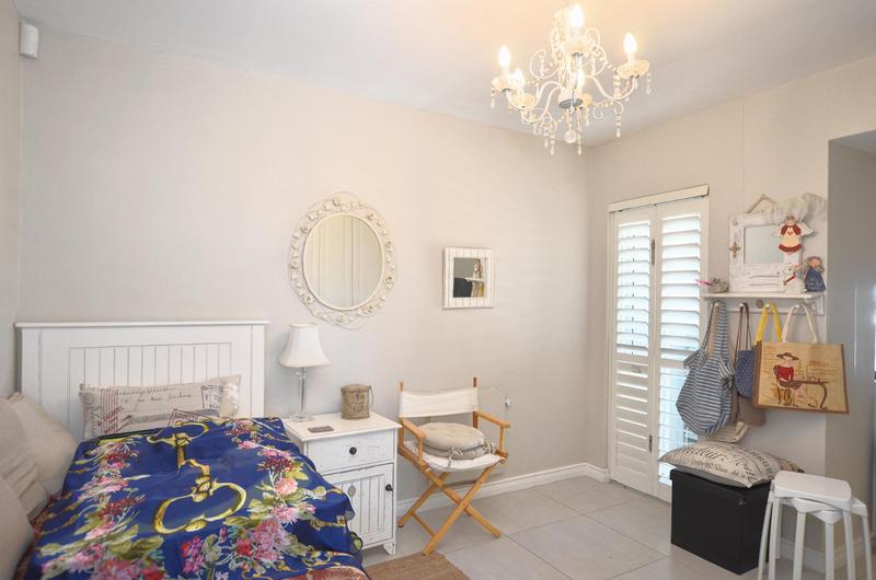 2 Bedroom Property for Sale in Dolphin Beach Western Cape